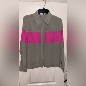 Honey Punch button up top. Olive and Hot Pink.  Super cute! size Medium